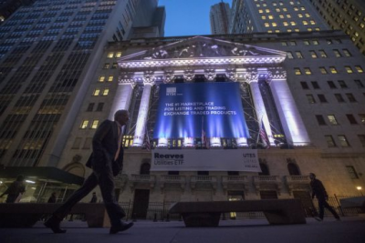 Warning signs are there for stock market 'retreat': Olive