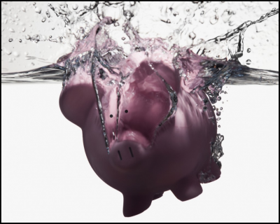 Canadians better at repaying debt in last quarter