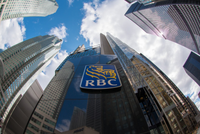 Royal Bank backs off on fee change for payments