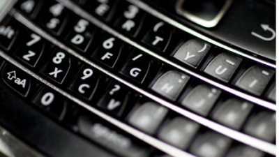 BlackBerry shares down 27% on TSX