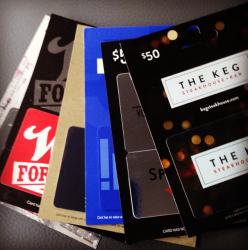 Top 5 tips for maximizing miles on your holiday shopping