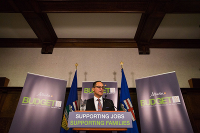 S&P downgrades Alberta credit rating
