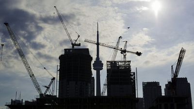 CMHC cools mortgage market with new cap for banks